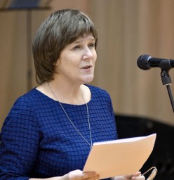 Елена Золотавина