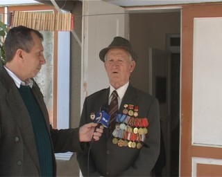 He могу поехать, где родился