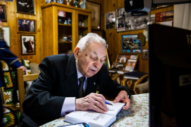 105 лет со дня рождения Почетного члена МСП - Василия Васильевича Решетникова