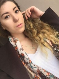 Элина Шарипова