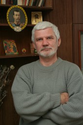 Андрей Романов