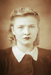 Захарова Алена