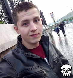 Антон Комлев