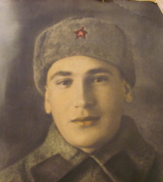 МАЛЬЧИШКАМ, НЕ ВЕРНУВШИМСЯ С ВОЙНЫ… МАЛЬЧИШКАМ, НЕ ВЕРНУВШИМСЯ С ВОЙНЫ…