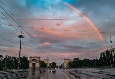 Радуга над городом