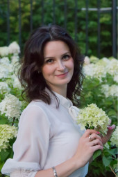Анна Грааль