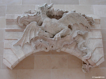 Двор Дракона (Роберт Уильям Чамберс, 26 мая 1865 г.)