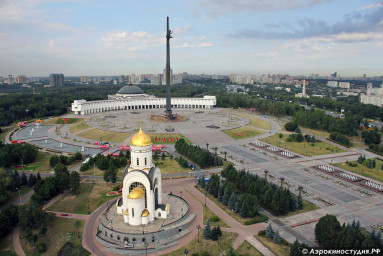 Студент "Победа над смертью русских воинов"