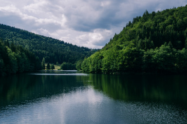Река